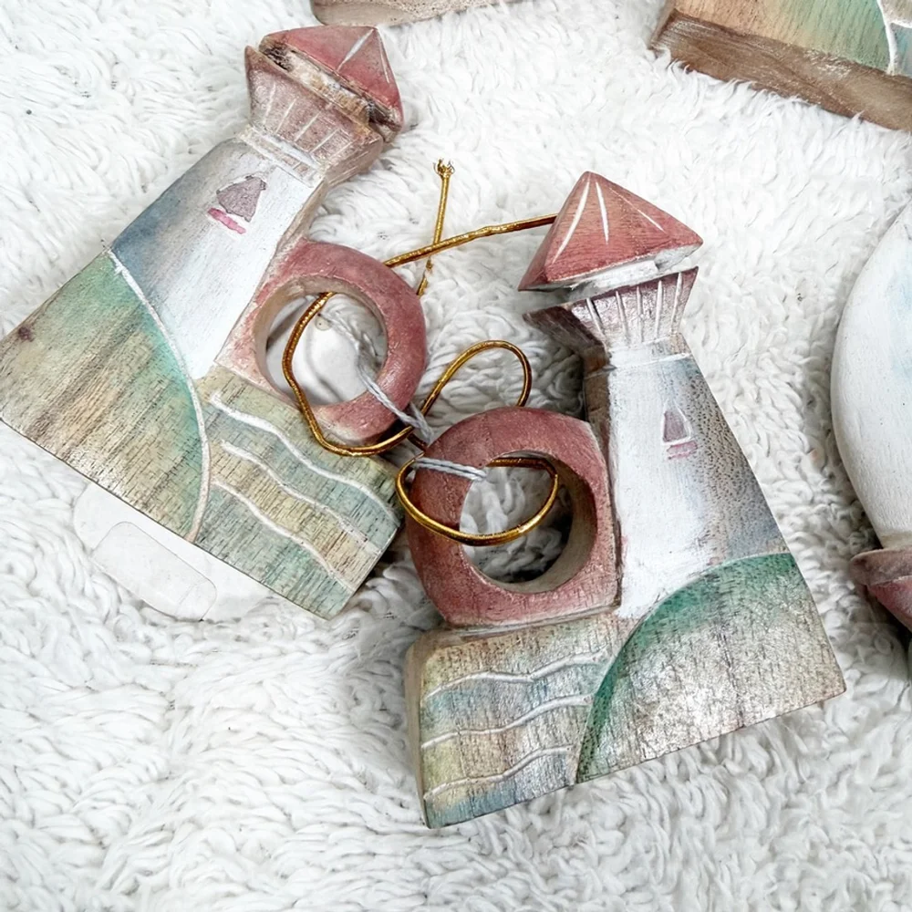 Cottage Nautical 8 Wooden Napkin Rings Sailboat Lighthouse Beach Table Decor